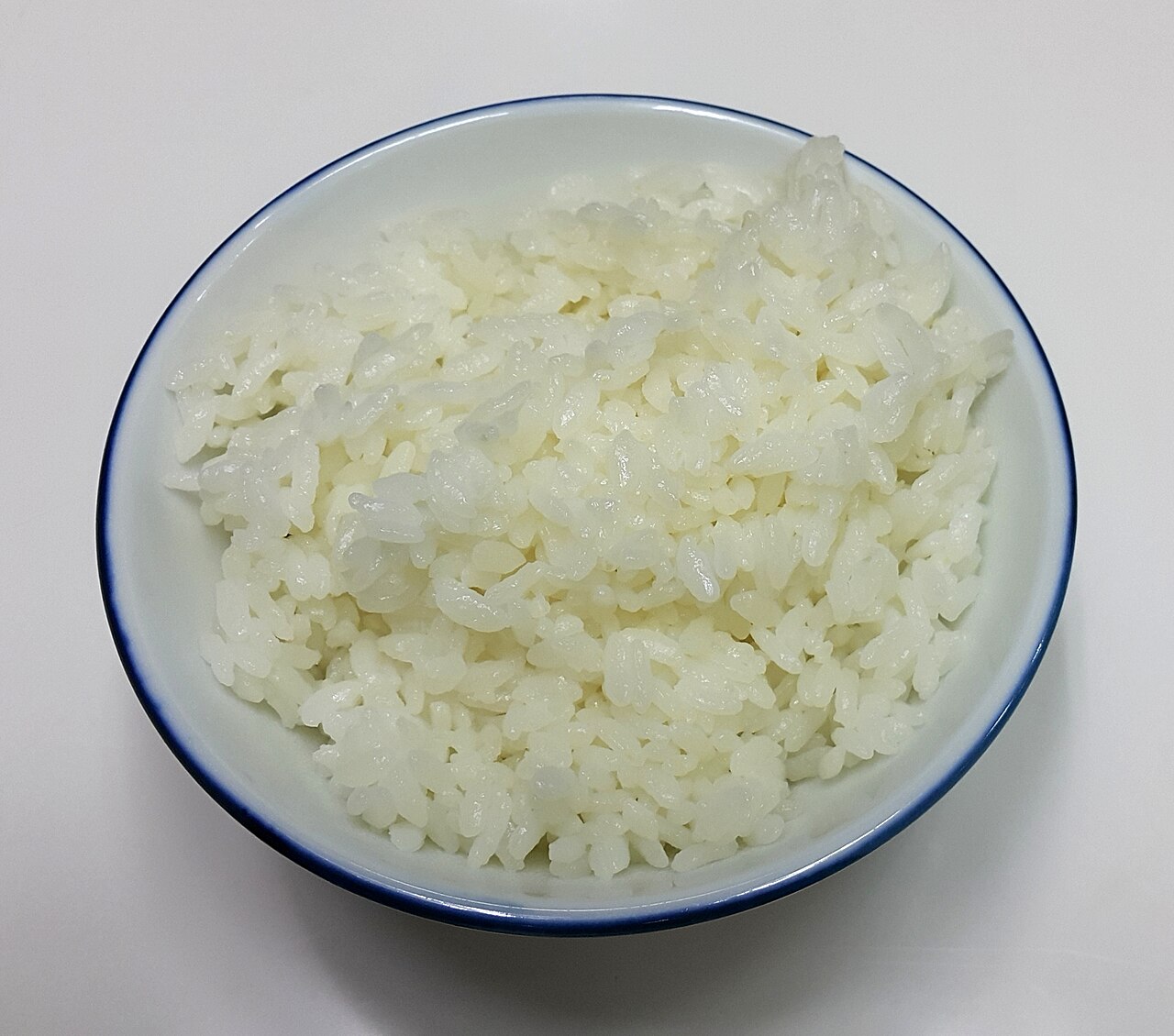 炊き上がった白いご飯