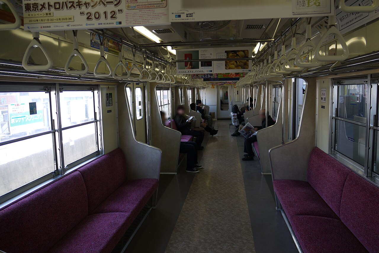 東京メトロ車内